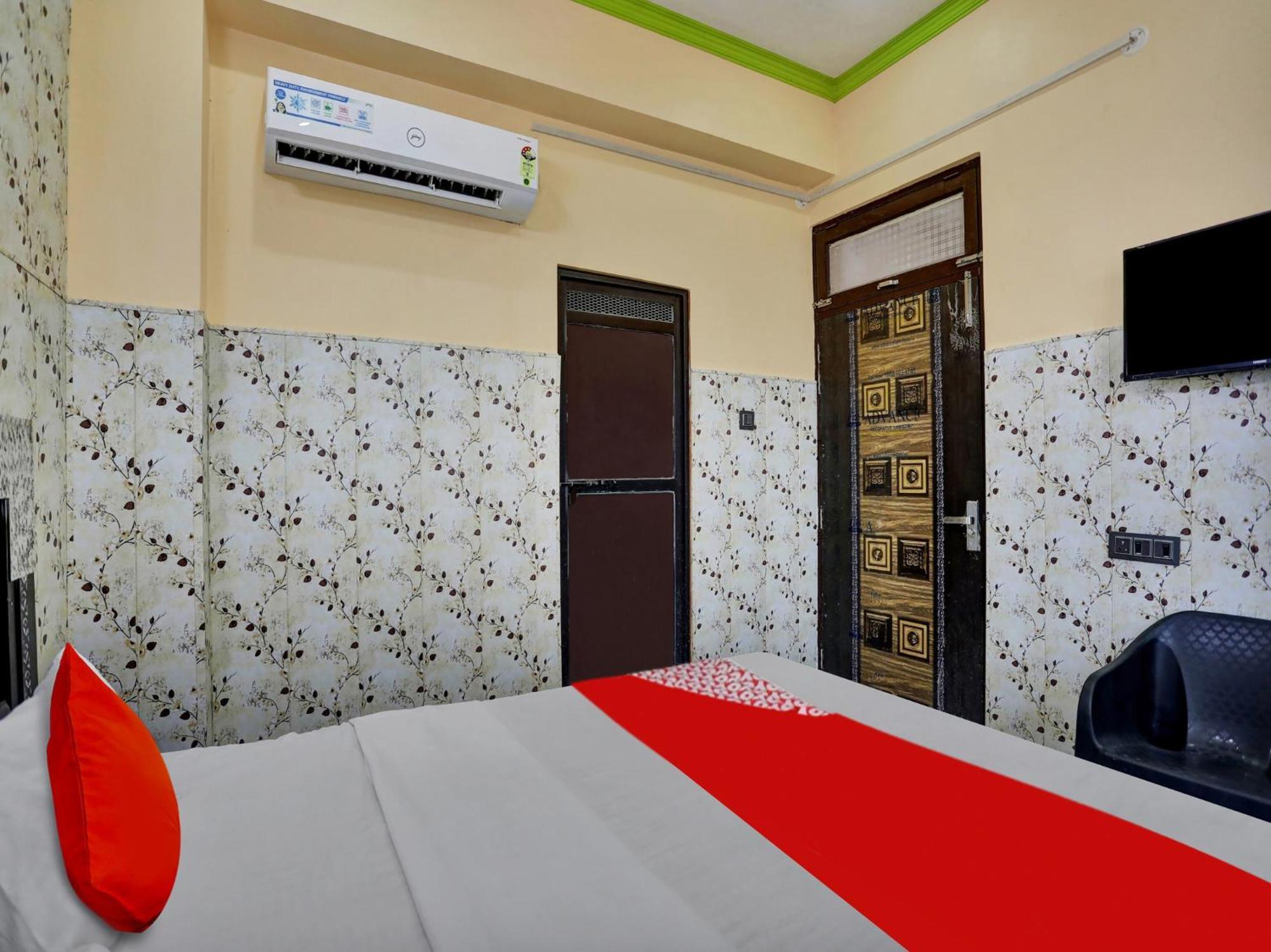 Chaya Hotel And Banquet Hall Kanpur Exterior photo